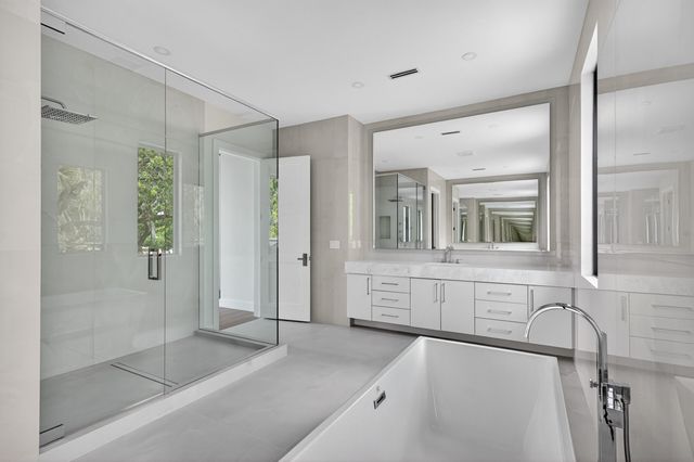 1550 Ponce De Leon Drive, Fort Lauderdale, FL 33316