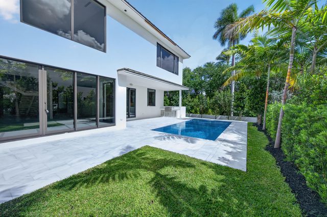 1550 Ponce De Leon Drive, Fort Lauderdale, FL 33316