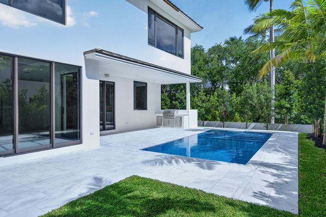 1550 Ponce De Leon Drive, Fort Lauderdale, FL 33316