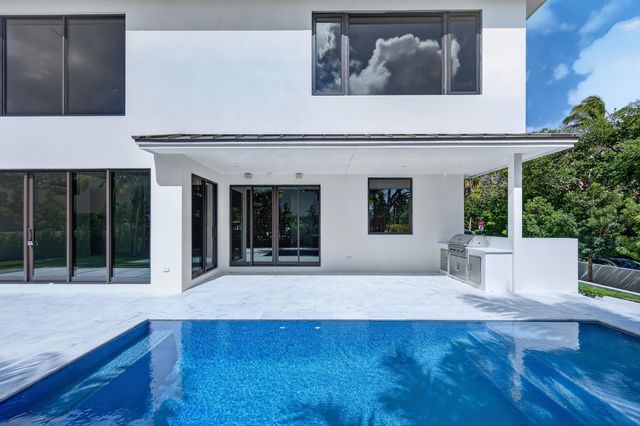 1550 Ponce De Leon Drive, Fort Lauderdale, FL 33316