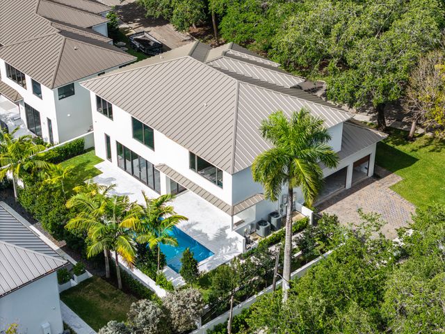 1550 Ponce De Leon Drive, Fort Lauderdale, FL 33316
