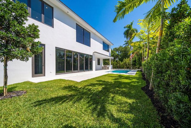 1550 Ponce De Leon Drive, Fort Lauderdale, FL 33316