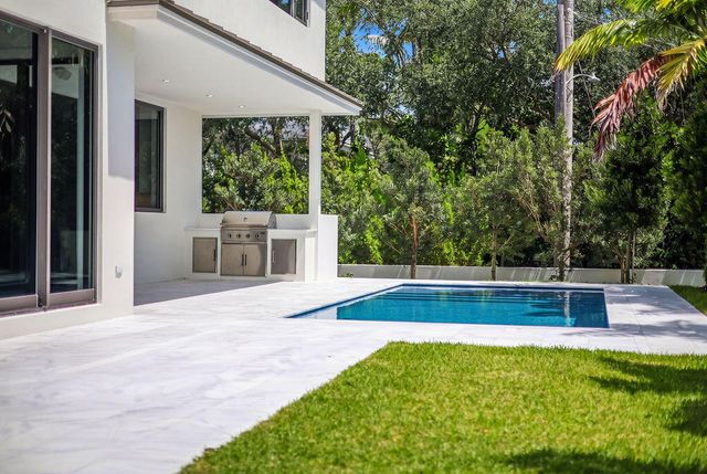 1550 Ponce De Leon Drive, Fort Lauderdale, FL 33316