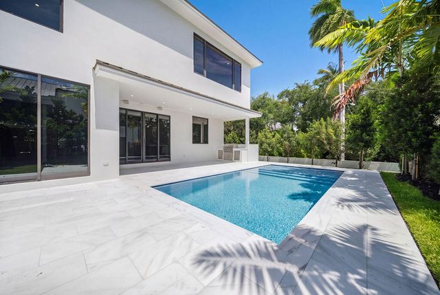 1550 Ponce De Leon Drive, Fort Lauderdale, FL 33316
