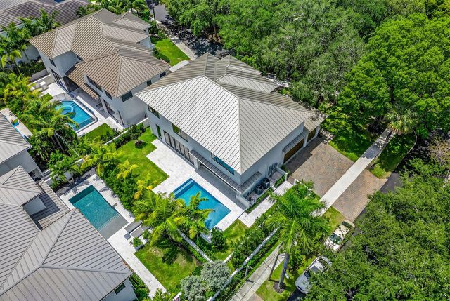 1550 Ponce De Leon Drive, Fort Lauderdale, FL 33316