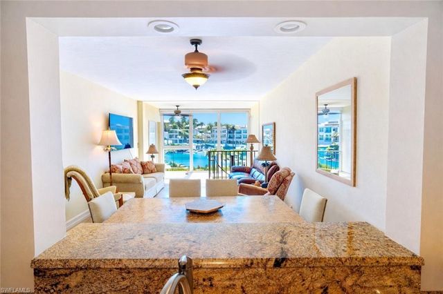 805 River Point DR 103C, Naples, FL 34102