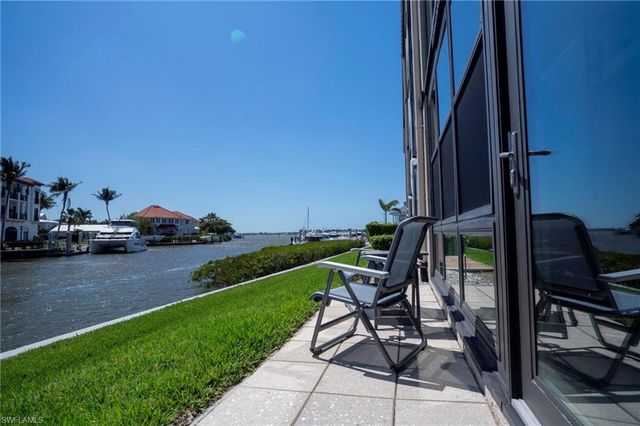 805 River Point DR 103C, Naples, FL 34102