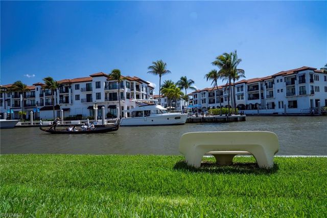 805 River Point DR 103C, Naples, FL 34102