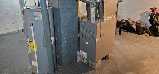 343 E 33RD Street, Erie, PA 16504