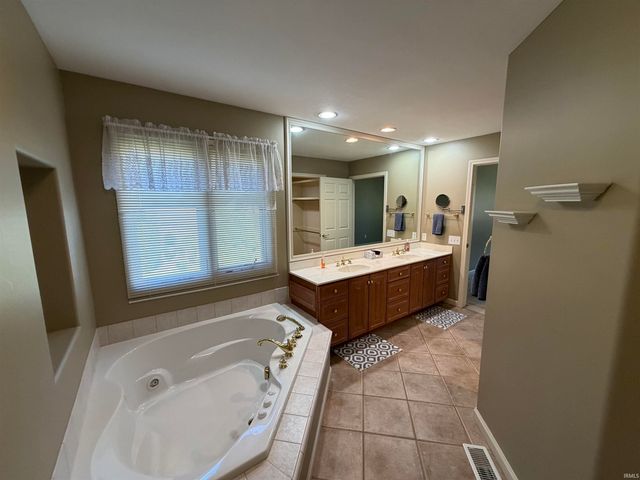 3410 Bridgetown Road, Bristol, IN 46507