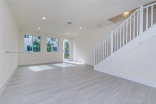 10226 NW 64th Ter 105, Doral, FL 33178