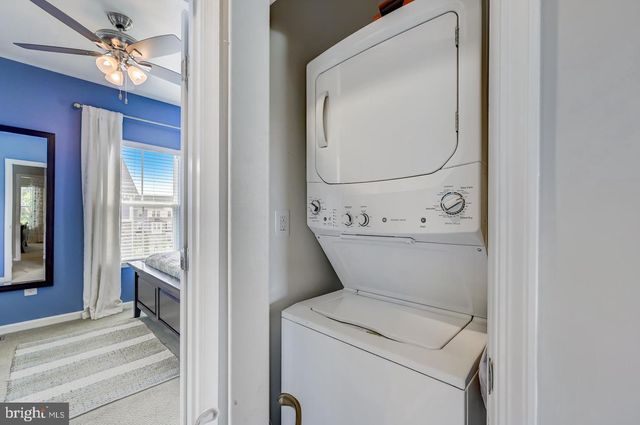 8102 SECLUDED COVE, Baltimore, MD 21222