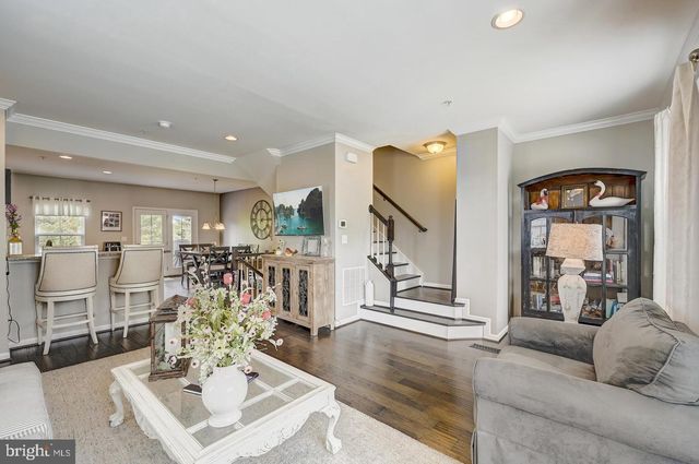 8102 SECLUDED COVE, Baltimore, MD 21222