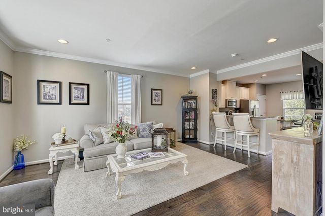 8102 SECLUDED COVE, Baltimore, MD 21222