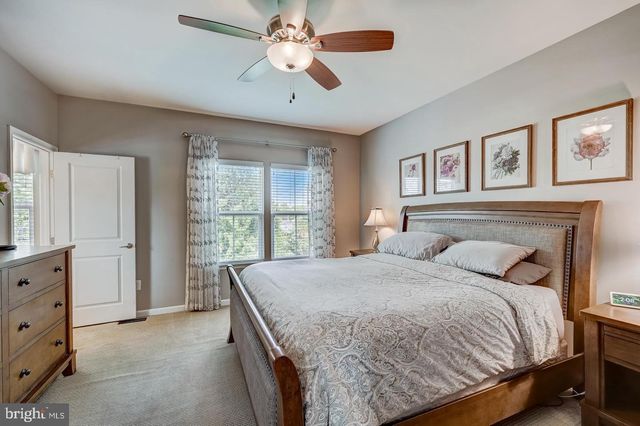 8102 SECLUDED COVE, Baltimore, MD 21222