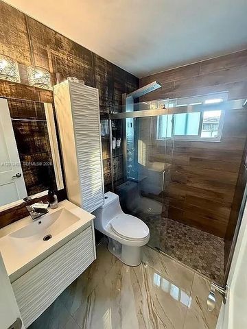 1823 SW 29th St, Fort Lauderdale, FL 33315