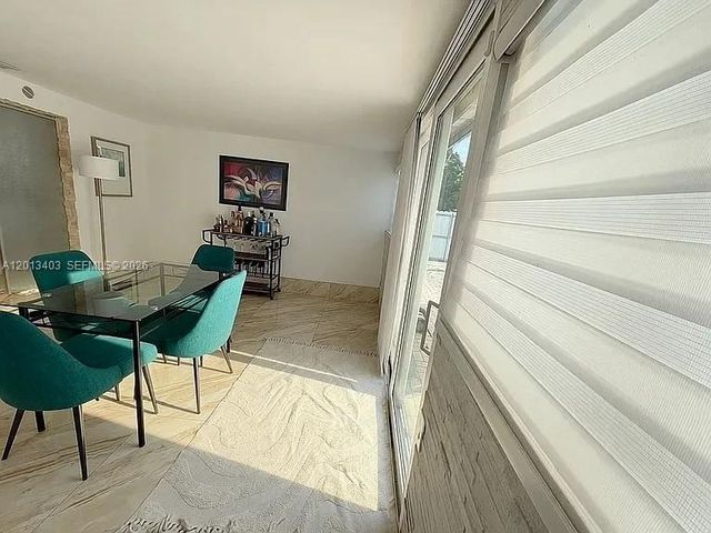 1823 SW 29th St, Fort Lauderdale, FL 33315