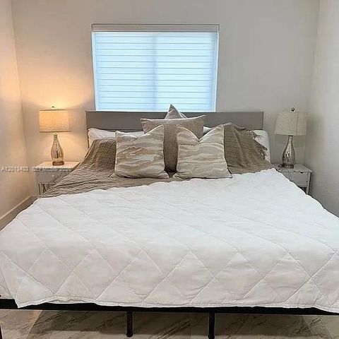 1823 SW 29th St, Fort Lauderdale, FL 33315