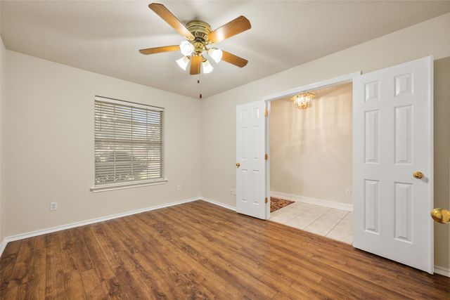 1104 Starling Court, Burleson, TX 76028
