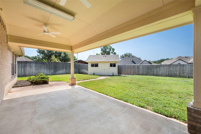 1104 Starling Court, Burleson, TX 76028