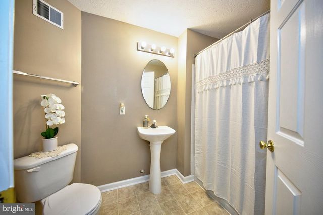 23 CATERHAM CT, Rosedale, MD 21237