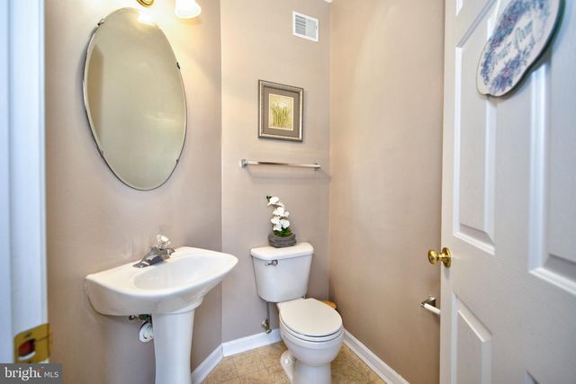 23 CATERHAM CT, Rosedale, MD 21237