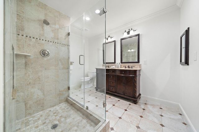 6434 Burgoyne Road 109, Houston, TX 77057