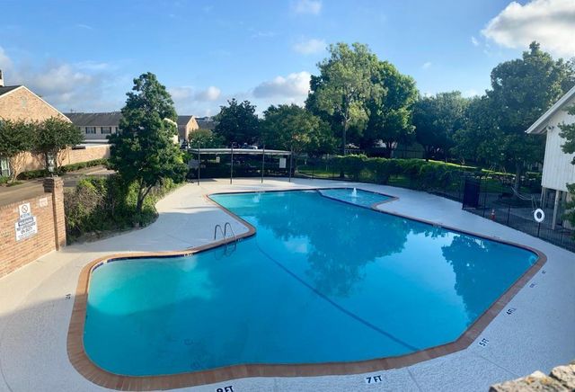 6434 Burgoyne Road 109, Houston, TX 77057