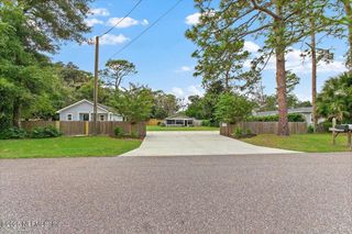 11828 LEONARDO Lane E, Jacksonville, FL 32218