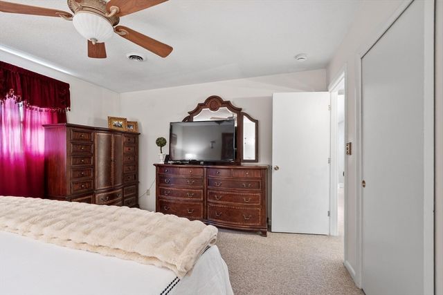 242 Mount Vernon St 6, Lawrence, MA 01843