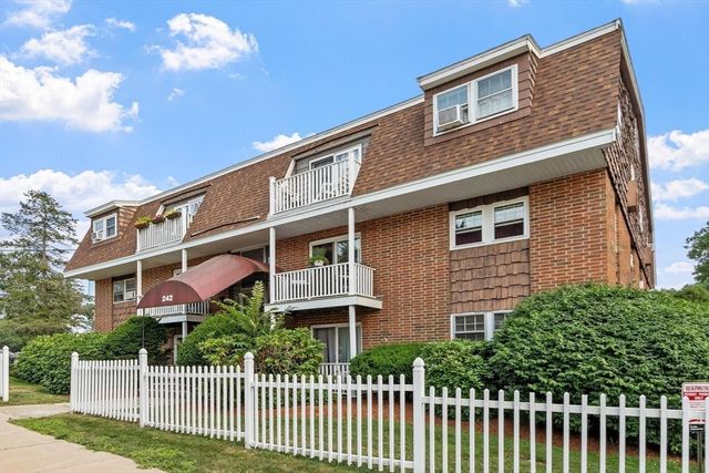 242 Mount Vernon St 6, Lawrence, MA 01843
