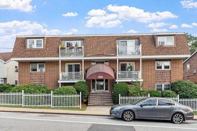 242 Mount Vernon St 6, Lawrence, MA 01843