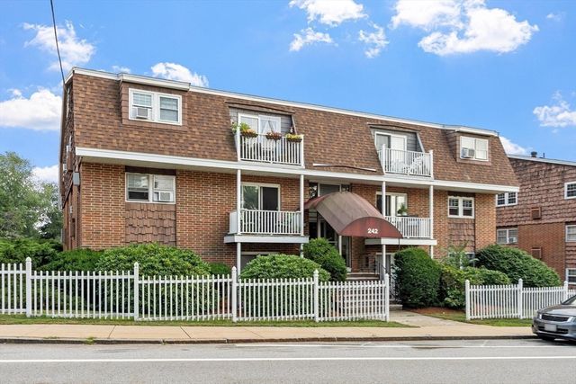 242 Mount Vernon St 6, Lawrence, MA 01843