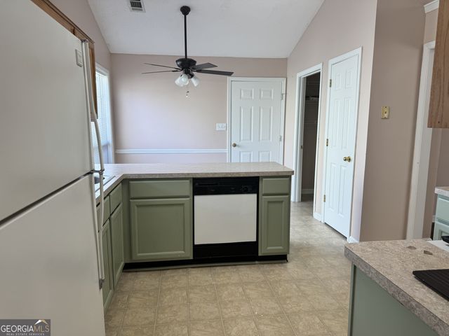 2925 Camelot Woods Drive, Lawrenceville, GA 30044