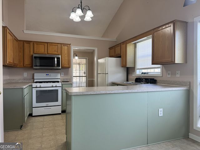 2925 Camelot Woods Drive, Lawrenceville, GA 30044