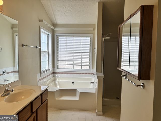 2925 Camelot Woods Drive, Lawrenceville, GA 30044