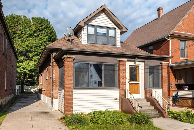 2930 POPLAR Street, Erie, PA 16508