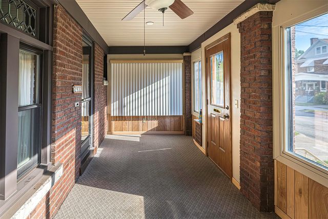 2930 POPLAR Street, Erie, PA 16508