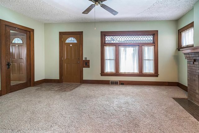 2930 POPLAR Street, Erie, PA 16508