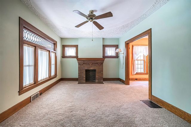 2930 POPLAR Street, Erie, PA 16508