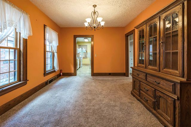 2930 POPLAR Street, Erie, PA 16508