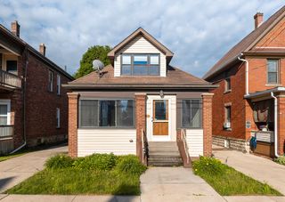 2930 POPLAR Street, Erie, PA 16508