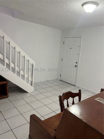 5366 W 26th Ave 121, Hialeah, FL 33016