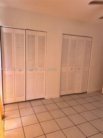 5366 W 26th Ave 121, Hialeah, FL 33016