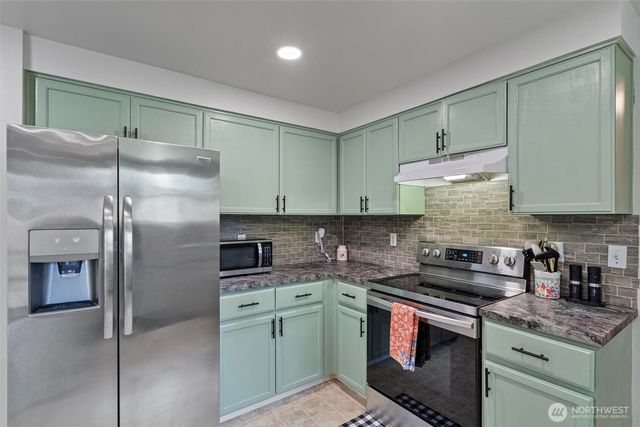 17930 Littlerock Road SW, Rochester, WA 98579
