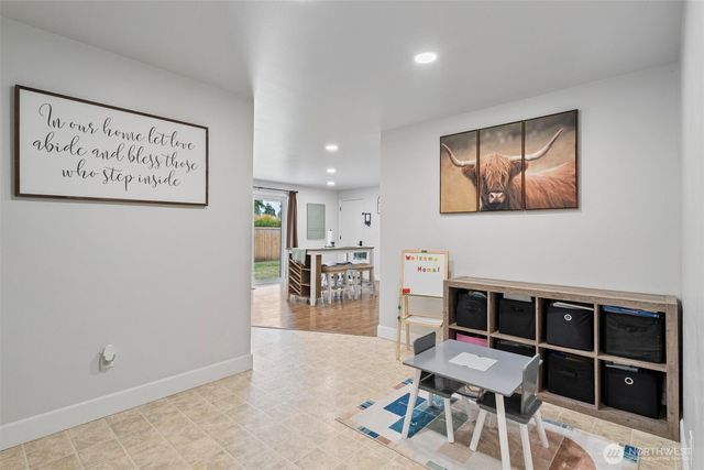 17930 Littlerock Road SW, Rochester, WA 98579