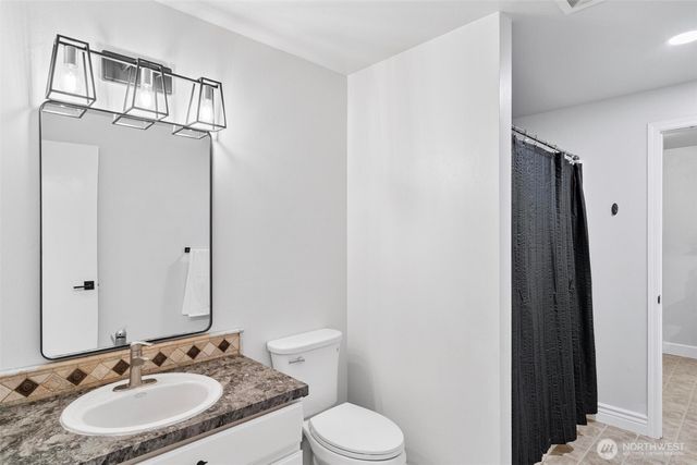 17930 Littlerock Road SW, Rochester, WA 98579