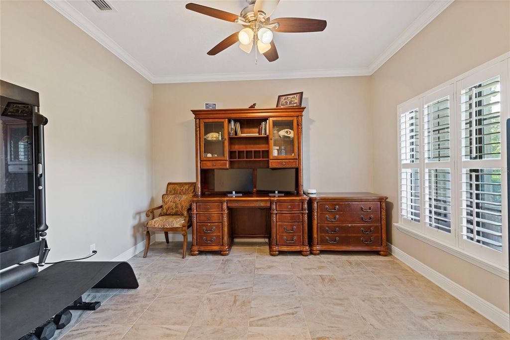 Image 18 of property listing at 743 WELLINGTON COURT, Oldsmar, FL 34677