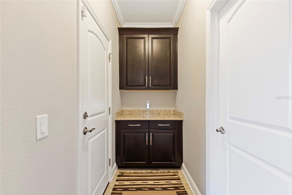 Image 19 of property listing at 743 WELLINGTON COURT, Oldsmar, FL 34677