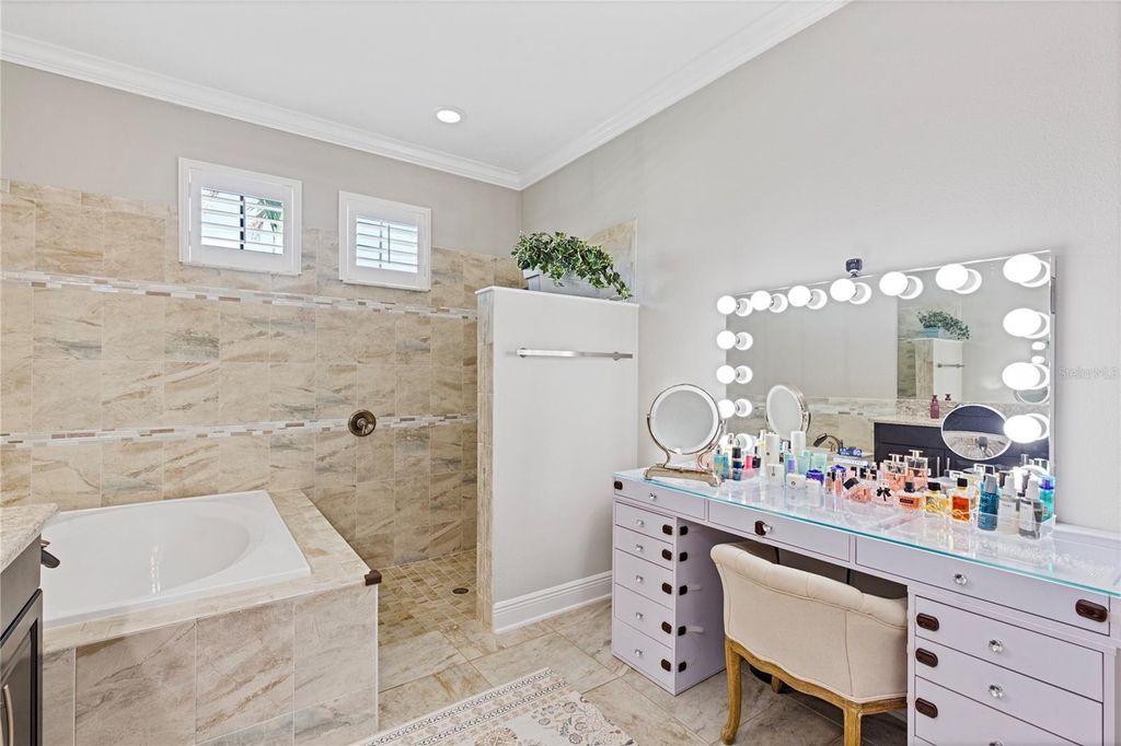 Image 28 of property listing at 743 WELLINGTON COURT, Oldsmar, FL 34677